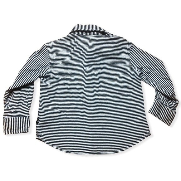 🎉3 For 15$🎉 Blue And White Button Down Shirt - Picture 2 of 5